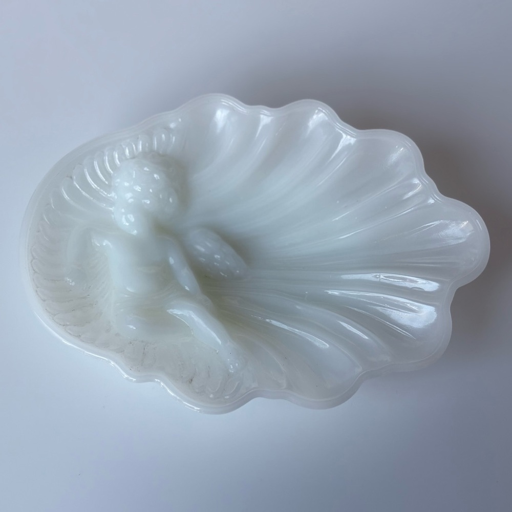 Vintage Avon Soap Dish